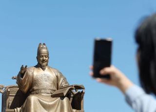 초겨울 같은 '출근길'…올 가을 들어 가장 '쌀쌀', 낮에도 춥다 