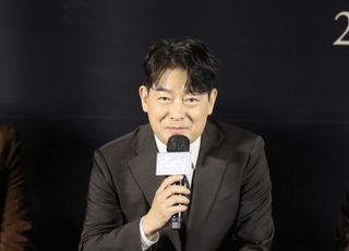 조성하 "신인 배우입니다"