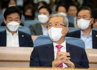 김종인 "尹, 총선 패배 시 식물대통령"…安과 '단일화 약속' 주목도