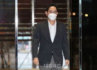 [故 이건희 회장 2주기] 선친 혁신 뒤이어…이재용, '뉴삼성' 가속페달 밟는다