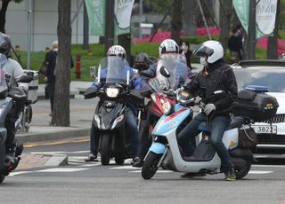 환경부, 고소음 이륜차 이동소음원 지정…과태료 부과 가능