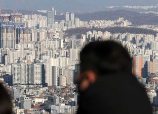 연말까지 주담대 이자 폭탄 계속…부동산 시장 본격 빙하기