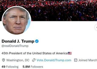 트럼프 트위터 계정 복구, 20분 만에 팔로워 100만 돌파