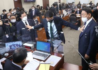 [발목잡힌 예산안①] 헌법 안 지키는 국회…예산안 법정 시한 또 넘기나