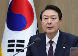 尹대통령-與지도부, 3시간20분 만찬...사우디 왕세자 회담 등 외교 성과 공유