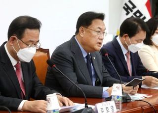 더탐사 '한동훈 자택침입' 파장…與 "불법 폭력배", 韓 "정치깡패"