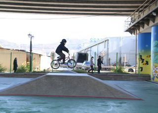 동두천시에 BMX 즐길 수 있는 시설 들어섰다