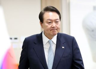 尹 "시멘트 분야 운송거부자 업무개시명령 발동…불법과 타협 없다"