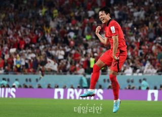 [속보] '김영권 동점골' 한국, 포르투갈과 1-1로 전반전 종료