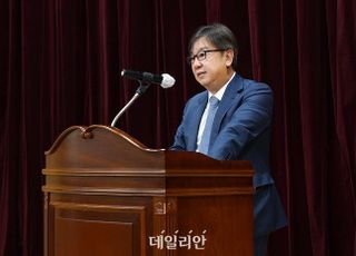 조동철 KDI 신임 원장 "이념에 경도되지 않고 정론의 정책방향 제시해야"