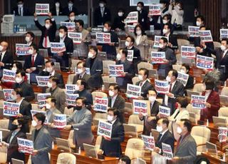 [데일리안 오늘뉴스 종합] 민주당, '이상민 해임안' 단독 처리…국민의힘, '국조 특위' 총사퇴 의사, ‘금리 고공행진’ 서울 아파트 월세 비중 40% 돌파 등