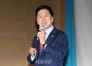 [데일리안 오늘뉴스 종합] 박대출 “가짜뉴스공장 퇴장”...정진석 “민주노동당으로 바꿔라” 등