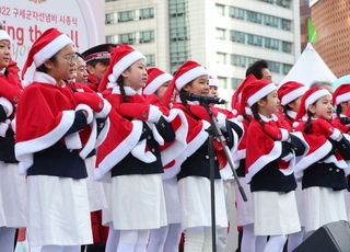 내년 0세 부모 월 70만원씩 받는다…'부모급여' 신설