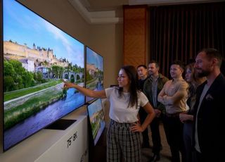 EU "8K TV 규제 유예·완화 없다"…내년부터 역성장 '타격'