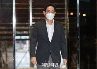 이재용, 베트남 출장길…'첫 해외 R&amp;D센터' 직접 챙긴다