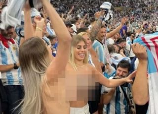 월드컵 경기장서 가슴 노출한 아르헨티나 女, 감옥 안 갔다...무사 귀국 보고