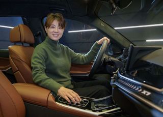 BMW 레이디스 챔피언십, 최나연에게 홀인원 부상 ‘뉴 X7’ 전달