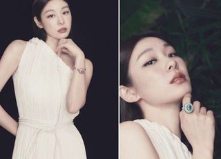 디올 프린트(Dior Print)로 완성한 김연아 화보 선보여 '극강의 우아美'