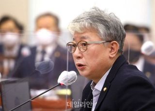 이재명 文 예방으로 친문결집?…조응천 "글쎄"