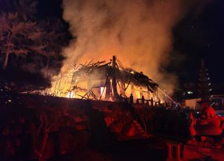 "왜 절에서 술 못 먹게 해"…거제 계룡사 방화 50대 3시간만 검거