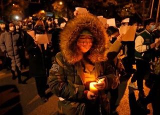 “中, ‘제로코로나’ 반대 시위자 은밀히 검거”