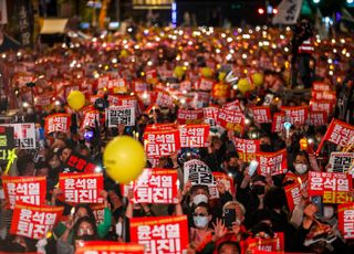 尹퇴진집회 학생 참석 강요의혹 교사, 무혐의에…이종배 "경찰 재수사 하라"