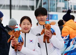 한국, 동계U대회 8일차 종합 2위…김민선·최민정 등 금메달