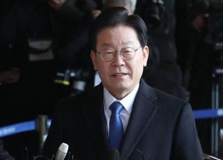 국민 50.8%, 이재명 '사법 리스크' 분리 대응해야…李 '檢 출석 발언' 평가 반반 [데일리안 여론조사]