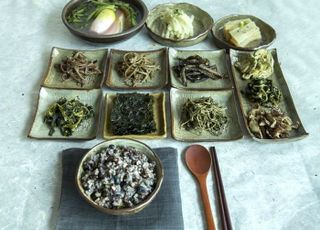 정월대보름 음식, 오곡밥·나물 만들어 먹는 이유는?…달뜨는 시간에도 '관심'