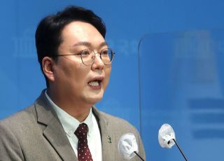 당권 도전 천하람 "친윤, 윤핵관들 정부여당 신뢰 박살내고 있다"