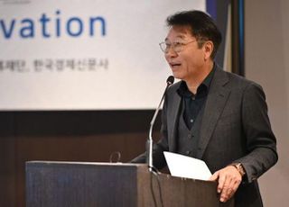 이수만 측 “카카오에 SM 지분 매각 위법…법적책임 물을 것”