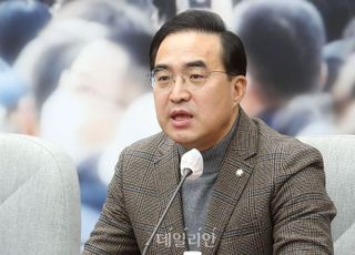 박홍근 "국민의힘 전당대회 폭망…윤심 둘러싼 난투극뿐"