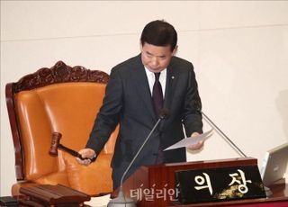이상민 행정안전부 장관 탄핵소추안 가결...헌정사상 최초