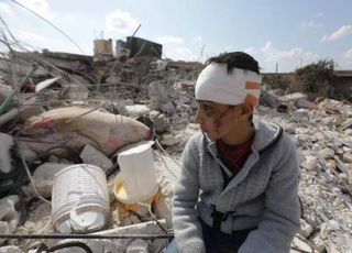 내전·지진 겹친 시리아…"정부도 구조 포기, 튀르키예보다 심각"