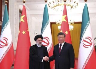 中-이란, 美 겨냥 "일방주의·패권주의 반대"