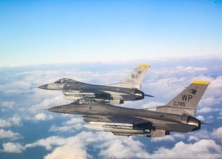 우크라, 美 의회에 F-16 지원 압박 요청…美, 추가 대러제재 계획