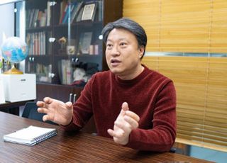 [D-피플라운지] 이승진 애니챗 대표 “세계인이 하나 되는 세상 만듭니다”