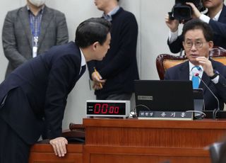 정순신 아들 관련 "확인 못한다" 일관…국회 교육위 '시끌'
