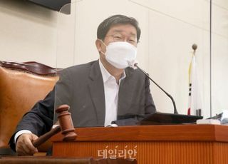'친문' 전해철, 민주당 원내대표 경선 불출마 공식화