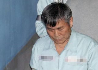 '女 신도 성폭행' 이재록 목사 형집행정지 3개월 연장