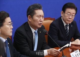 MBC 제3노조 "'방송법 날치기' 정청래, 언론자유 논하지 말라…법안 철회에 사생결단"