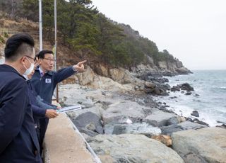 어명소 국토부 차관 “가덕도신공항 개항 협력…부산시와 원팀”