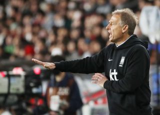 클린스만 '첫 경기 진두지휘'