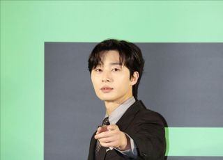 '드림' 포즈 취하는 배우 박서준