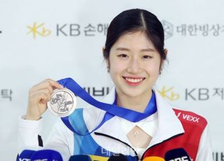 ‘이해인 1위’ 한국 피겨, 팀 트로피 메달 획득 청신호