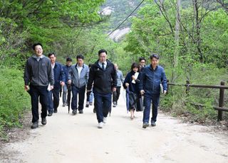 양주시, 우이령 고개서 간부회의..우이령길 개방,우이~양주 광역도로 개설 청신호