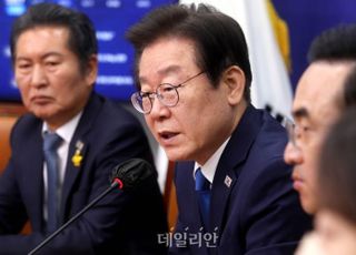 '이재명 방탄' 오명 민주당…與 향해선 "김재원 중징계하라"