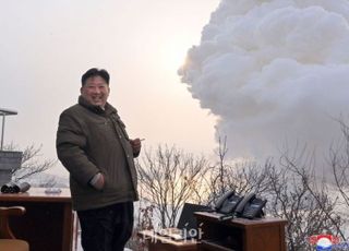 북한, 정찰위성 '2차 발사' 예고…수일 내 단행 가능성도