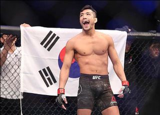 ‘Mr. 퍼펙트’ 강경호 UFC 통산 8승, 김동현 이어 2위