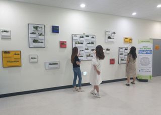 경기농기원, 선인장 다육식물용 벽면녹화 식생 패널 실증실험